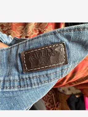 Riders by Lee Light Blue Denim Jeans with Brown Leather Logo Patch